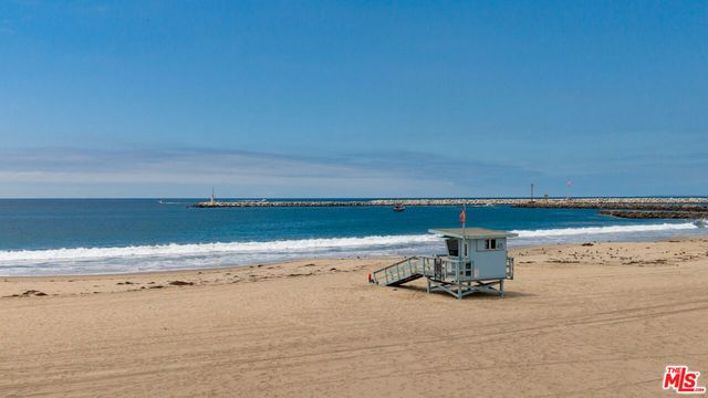 6419 Ocean Front Walk, Playa Del Rey, CA 90293