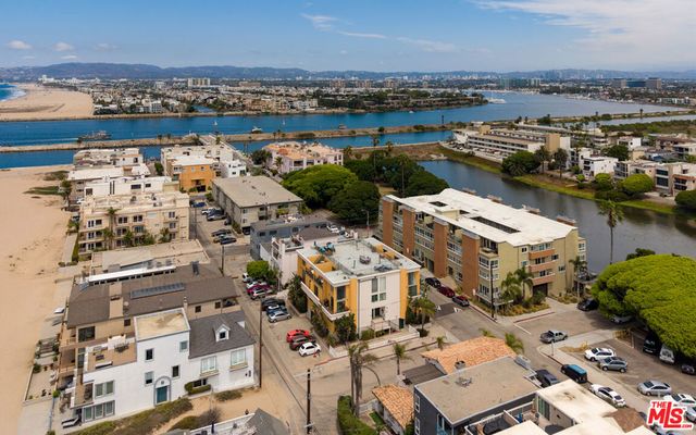 6419 Ocean Front Walk, Playa Del Rey, CA 90293