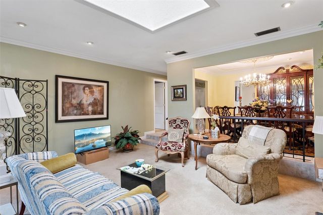 690 LAKE VILLAS DRIVE, Altamonte Springs, FL 32701