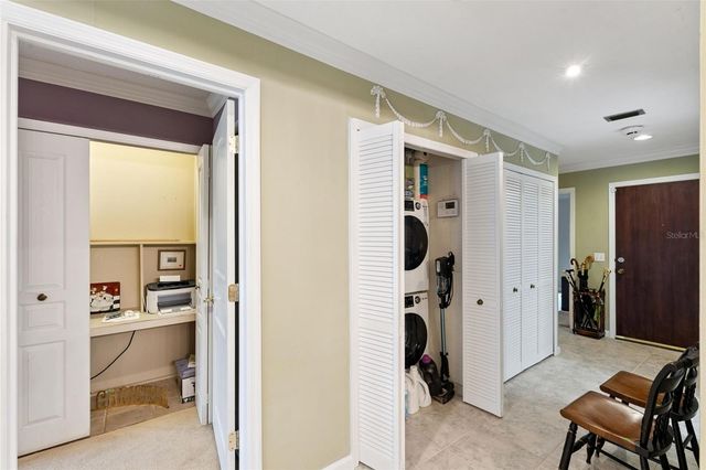 690 LAKE VILLAS DRIVE, Altamonte Springs, FL 32701