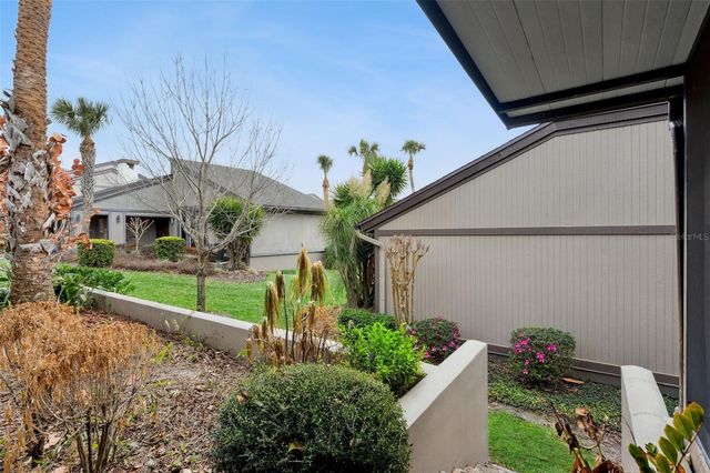 690 LAKE VILLAS DRIVE, Altamonte Springs, FL 32701