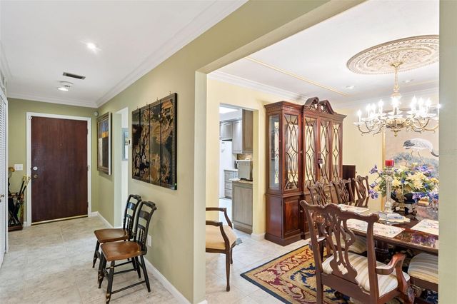 690 LAKE VILLAS DRIVE, Altamonte Springs, FL 32701