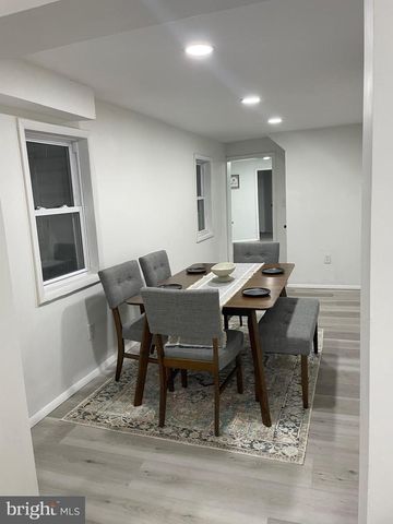 238 S 4TH ST, Columbia, PA 17512