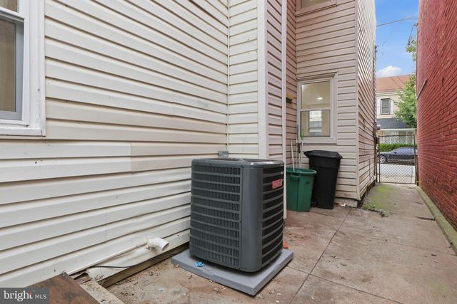 238 S 4TH ST, Columbia, PA 17512