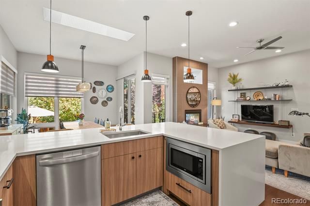 6035 W Keene Avenue, Lakewood, CO 80235