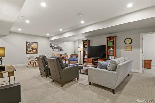 6035 W Keene Avenue, Lakewood, CO 80235