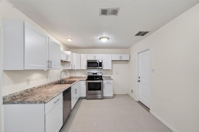 15022 Chipman Lane, Houston, TX 77060