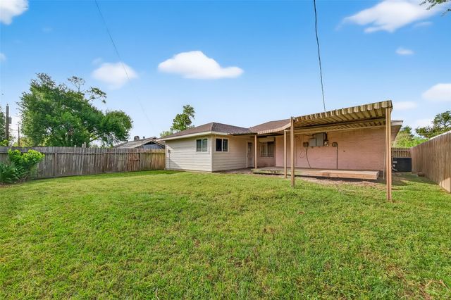 15022 Chipman Lane, Houston, TX 77060