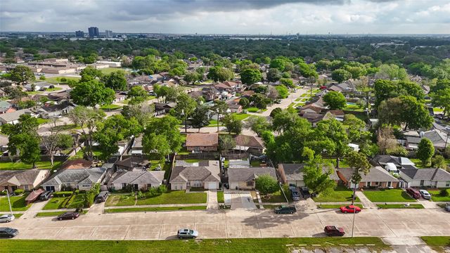 15022 Chipman Lane, Houston, TX 77060