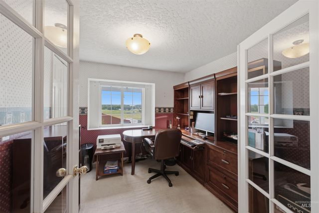 8942 Foothill Road, Middleton, ID 83644