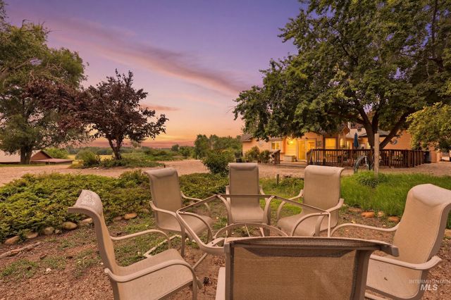 8942 Foothill Road, Middleton, ID 83644