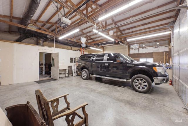 8942 Foothill Road, Middleton, ID 83644
