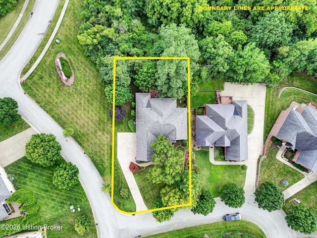 2710 Razor View Ct, Louisville, KY 40299