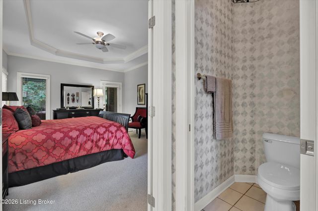 2710 Razor View Ct, Louisville, KY 40299