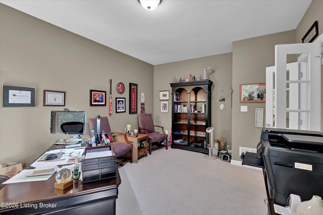 2710 Razor View Ct, Louisville, KY 40299