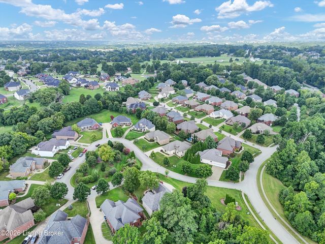 2710 Razor View Ct, Louisville, KY 40299