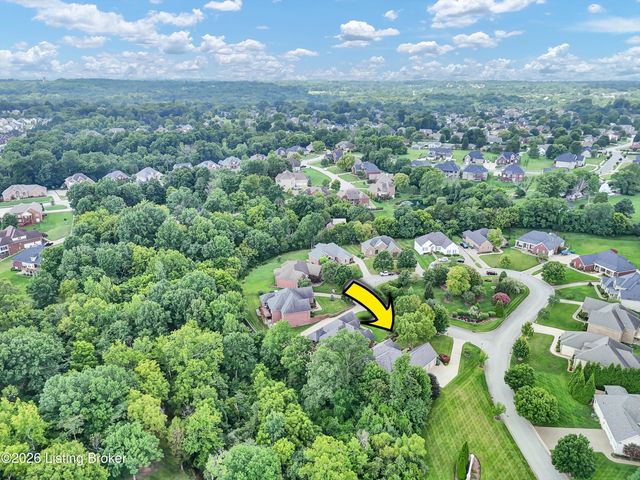2710 Razor View Ct, Louisville, KY 40299