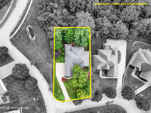 2710 Razor View Ct, Louisville, KY 40299