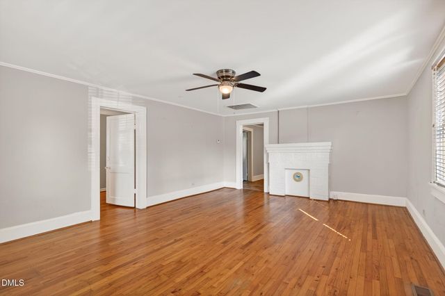 302 S Mckay Avenue, Dunn, NC 28334