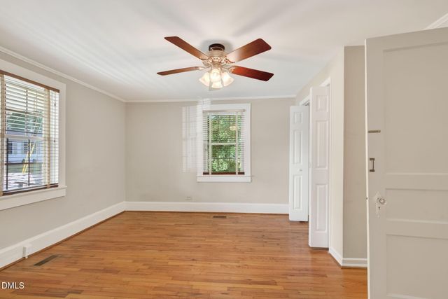 302 S Mckay Avenue, Dunn, NC 28334