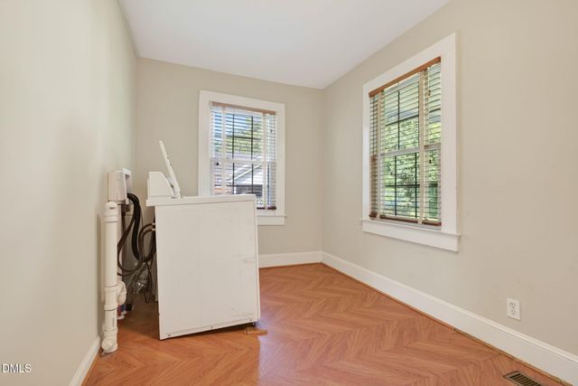 302 S Mckay Avenue, Dunn, NC 28334