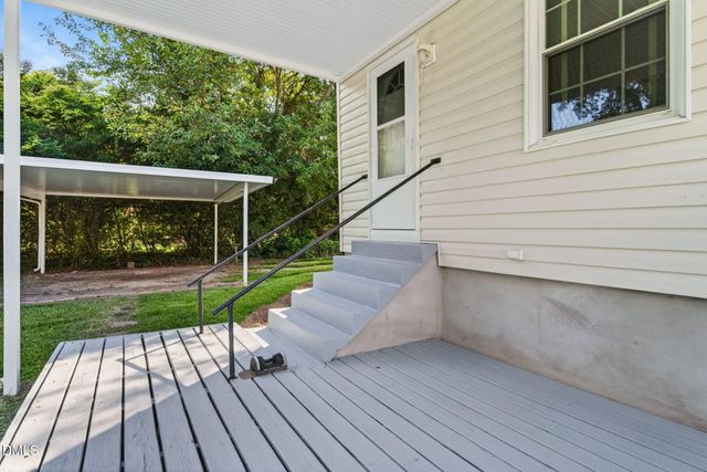 302 S Mckay Avenue, Dunn, NC 28334