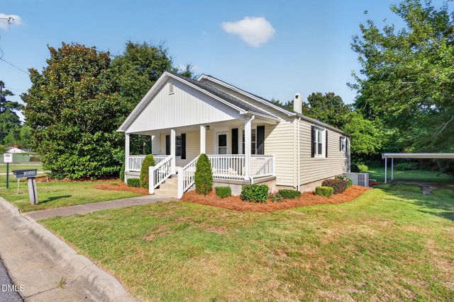 302 S Mckay Avenue, Dunn, NC 28334