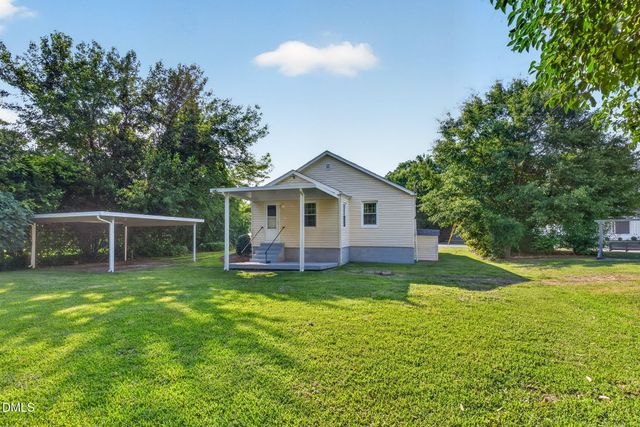 302 S Mckay Avenue, Dunn, NC 28334