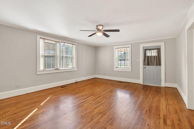 302 S Mckay Avenue, Dunn, NC 28334