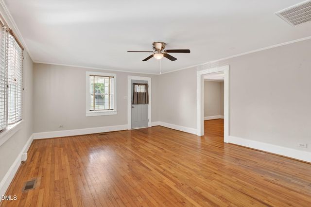 302 S Mckay Avenue, Dunn, NC 28334