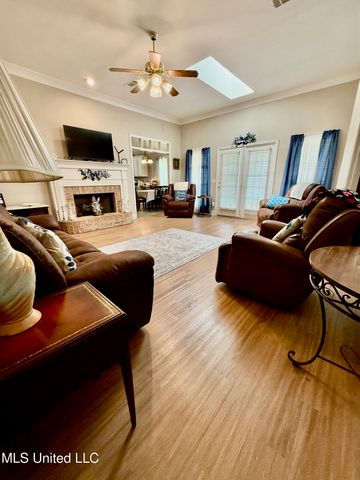 829 Windward Drive, Richland, MS 39218