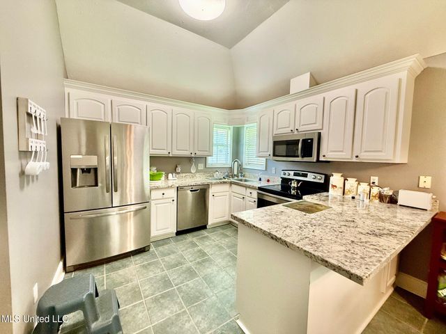 829 Windward Drive, Richland, MS 39218