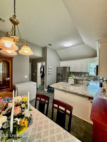 829 Windward Drive, Richland, MS 39218