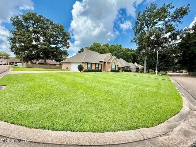 829 Windward Drive, Richland, MS 39218