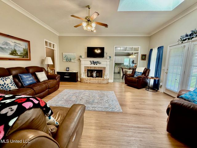 829 Windward Drive, Richland, MS 39218