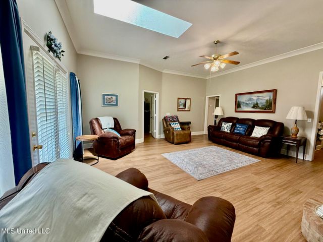 829 Windward Drive, Richland, MS 39218