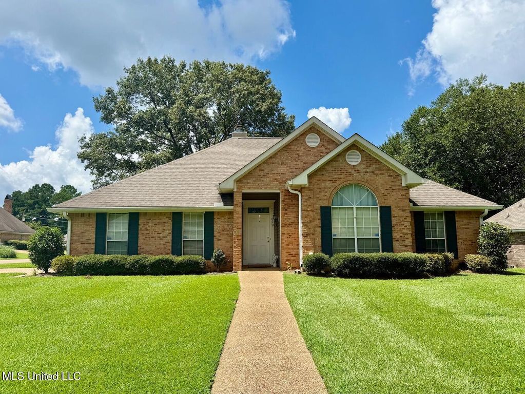 829 Windward Drive, Richland, MS 39218