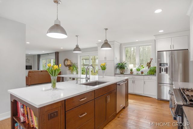 238 Foxdown Road, Holland, MI 49424