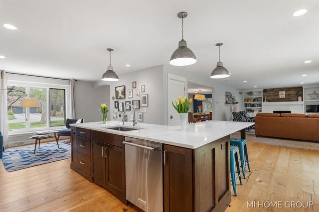 238 Foxdown Road, Holland, MI 49424