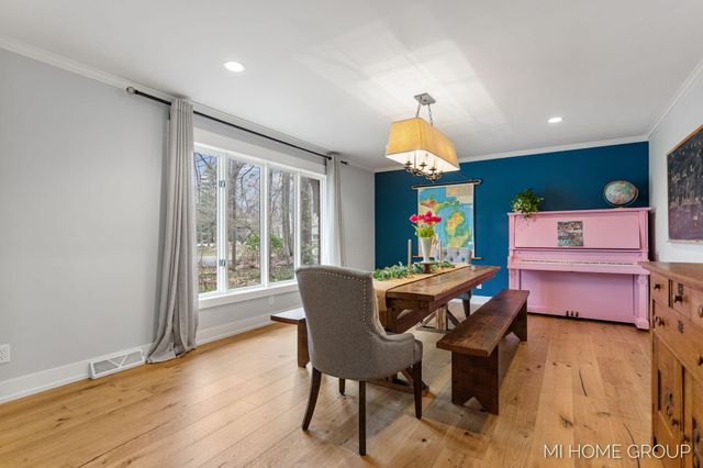 238 Foxdown Road, Holland, MI 49424