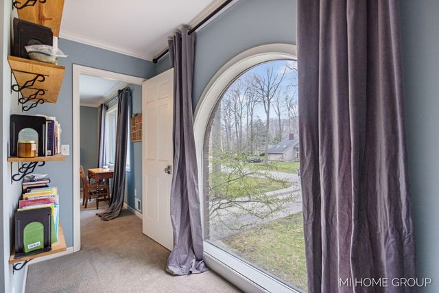 238 Foxdown Road, Holland, MI 49424