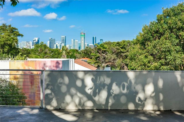 1898 SW 17th St, Miami, FL 33145