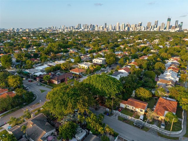 1898 SW 17th St, Miami, FL 33145