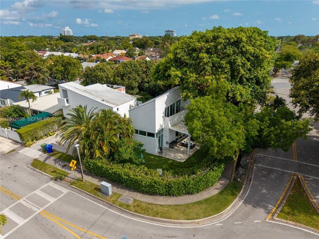 1898 SW 17th St, Miami, FL 33145