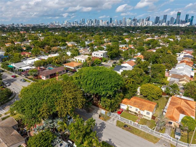 1898 SW 17th St, Miami, FL 33145