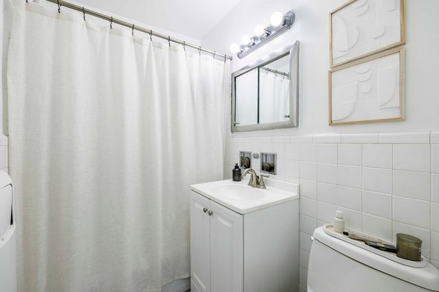 140 7th Ave Apt 5G, New York City, NY 10011
