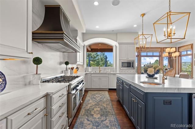 1054 Cypress Way, Castle Rock, CO 80108