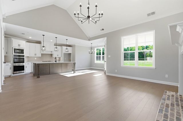 40 GRASSY HILL RD, Piperton, TN 38017