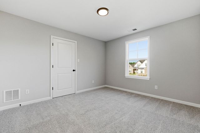 40 GRASSY HILL RD, Piperton, TN 38017