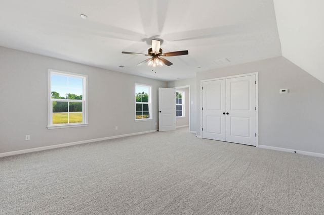 40 GRASSY HILL RD, Piperton, TN 38017